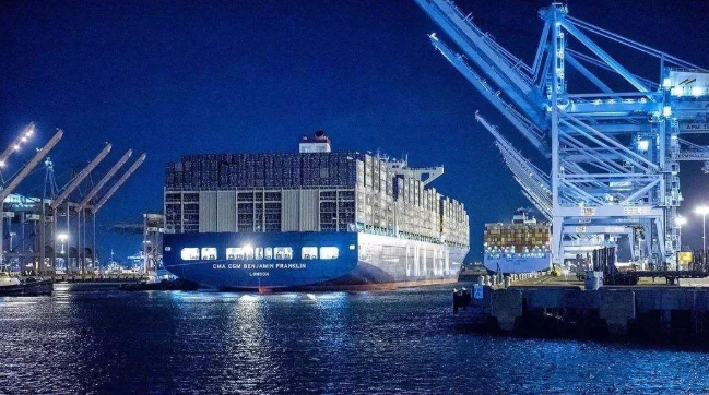 鄂州浅谈露天料场港口关闭题目标实验办法